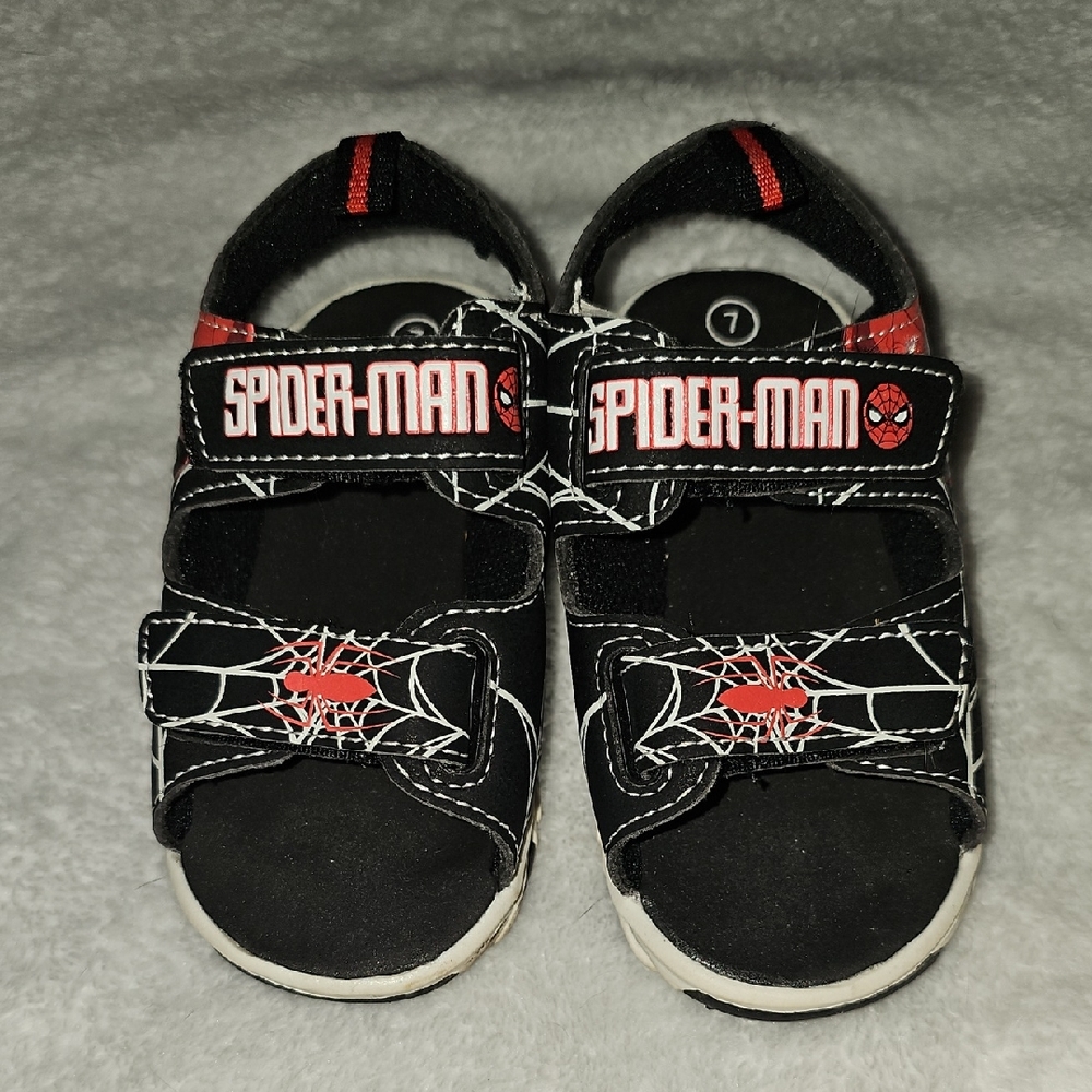 EUC LightUp Marvel Spiderman Kids Black and Red Sandals
